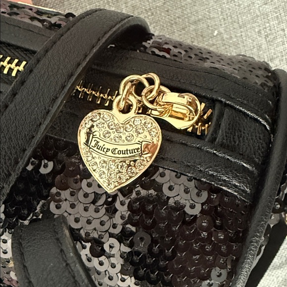 Juicy Couture Queen Of Everything Crossbody Sequin bag - Picture 4 of 11